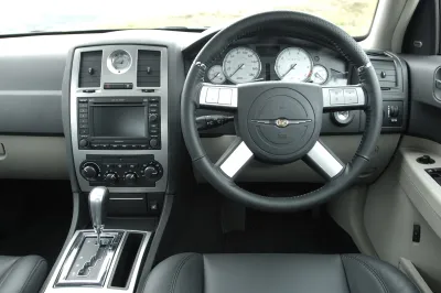 300 SRT